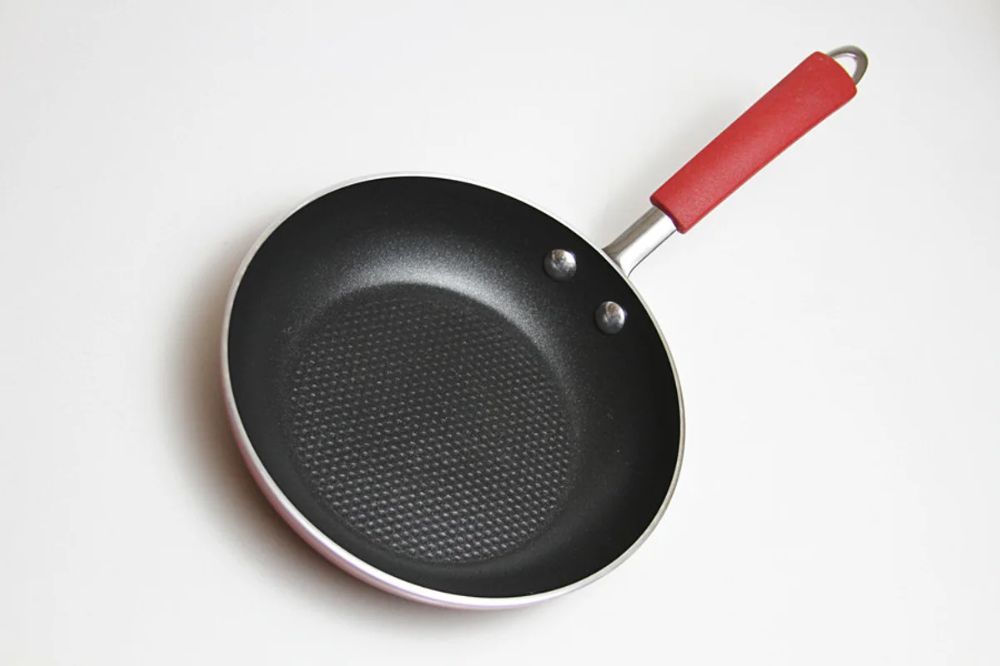 Teflon-Pfanne giftig? Risiken, Fakten & sichere Anwendung